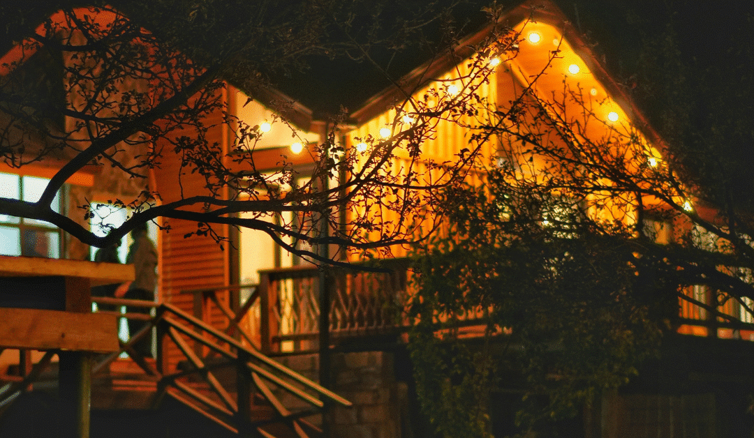 10 Outdoor Lighting Ideas That Will Inspire Your Next Backyard Makeover