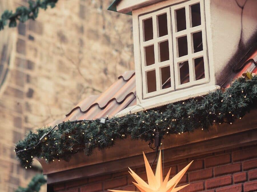 Outdoor Christmas Lights Ideas to Elevate Your Home’s Curb Appeal