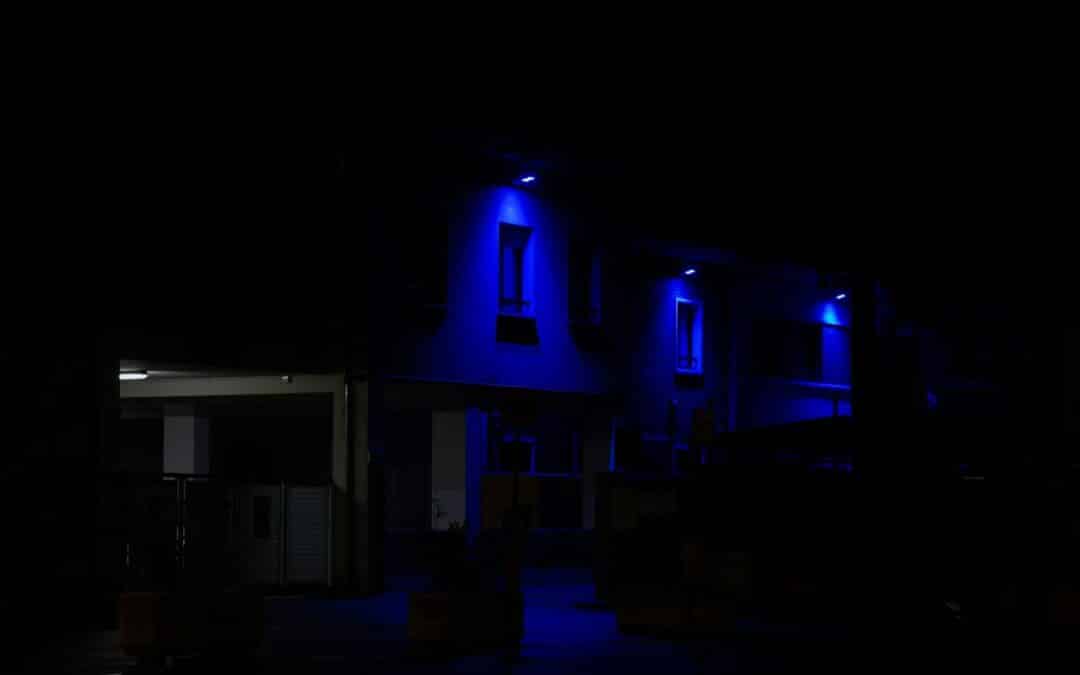 How to Install Permanent Outdoor House Lights Without Ruining Curb Appeal