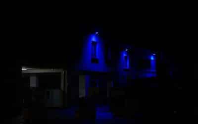 How to Install Permanent Outdoor House Lights Without Ruining Curb Appeal